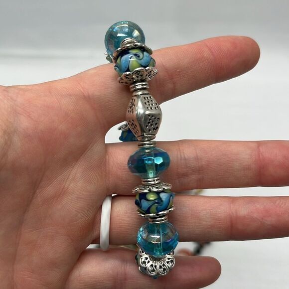 11 Beautiful Multicolored Beaded Bracelets - Picture 14 of 16